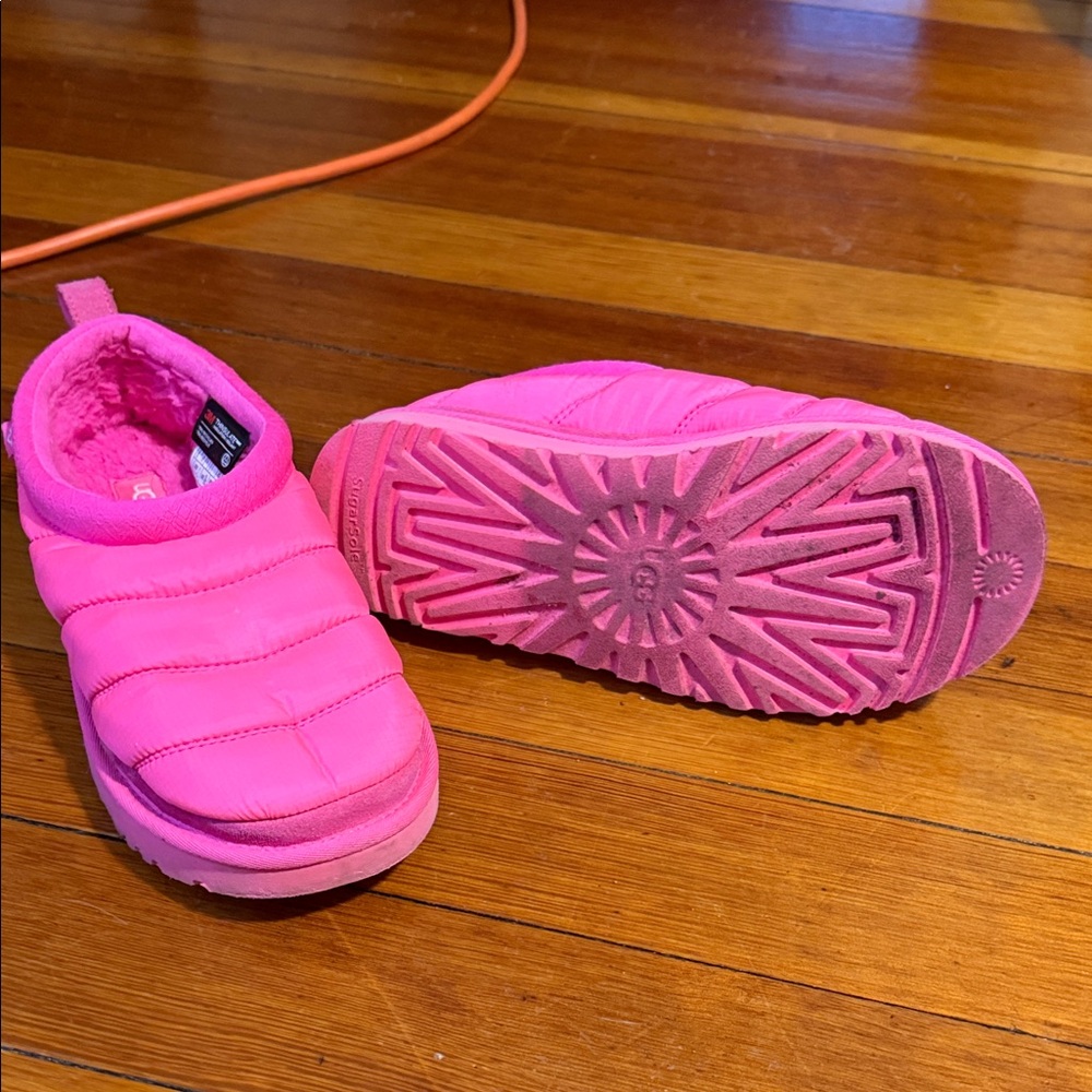 UGG Women’s Bright Pink Slippers - Picture 3 of 4